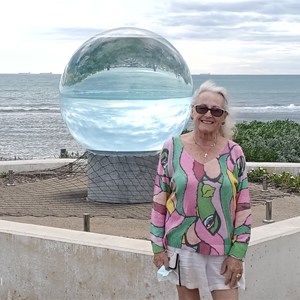 Horizon, Glass Ball
