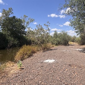 Hicks Creek Rockbar Camp