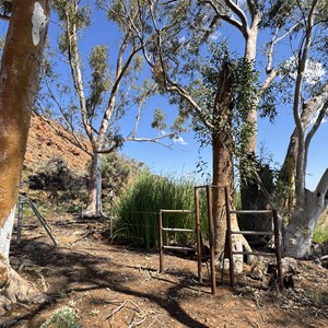 Old Well (ruin)