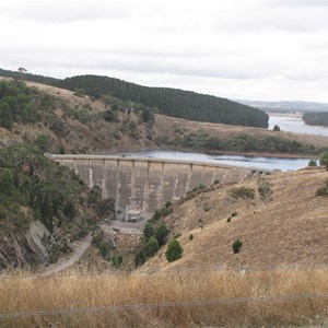 Myponga Dam and reservoir