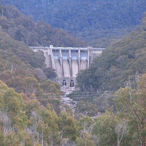 Downstream face of concrete gravity dam