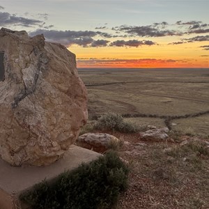 Deon's Lookout