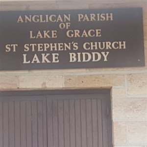 Lake Biddy  hall