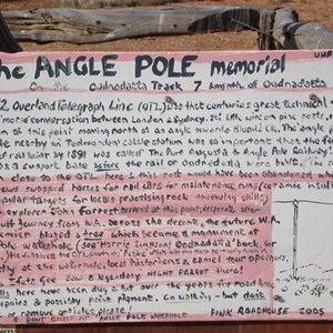 Description of The Angle Pole  Oodnadatta track