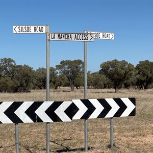 Longreach Silsoe Rd & Gallows Waterhole Access