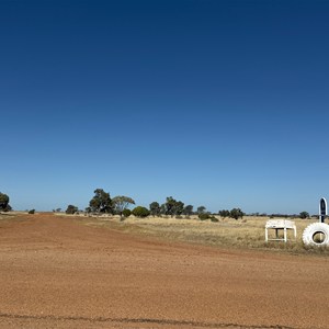 Longreach Silsoe Rd &  Arrilalah Rd