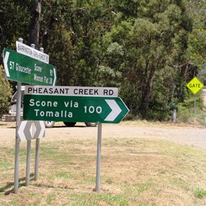 Honeysuckle picnic area is at the junction of an alternate road to Scone 