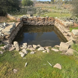 Trough Well (Tank)