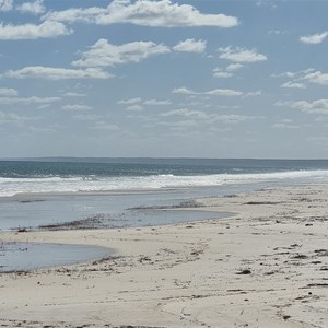 Kanidal  Beach Entry