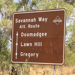 Savannah Way Sign