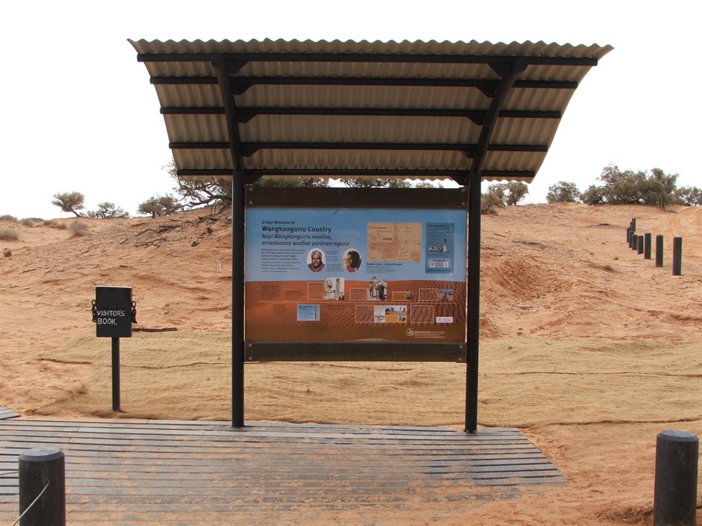 Poeppel Corner SA ExplorOz Places