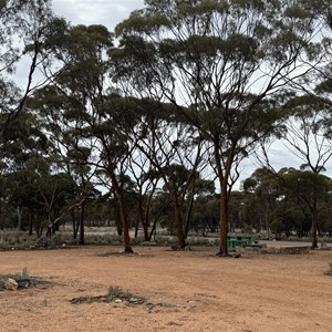 10 Mile Rocks 24hr Camping