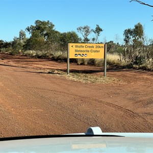 Wolfe Creek Meteorite Crater Camping Area
