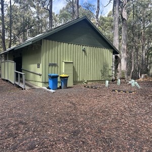 Lake St Clair Tourist Park