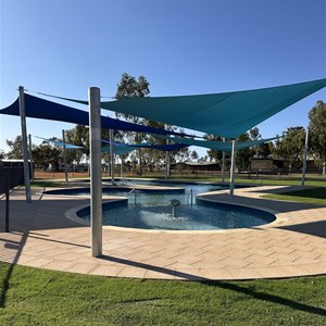 Murchison Oasis Roadhouse and Caravan Park
