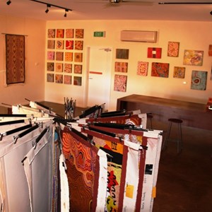 Yurliya Gallery