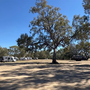 Barcoo River RV Camp