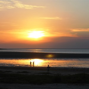 Sunset viewed from the caravan park