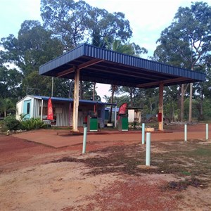 Jardine River Ferry Campground & Service Station 