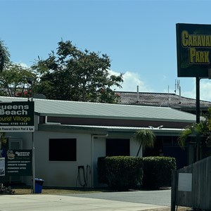 Queens Beach Tourist Village Bowen