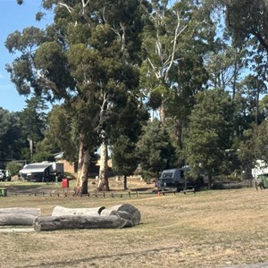 Jubilee Lake Caravan Park